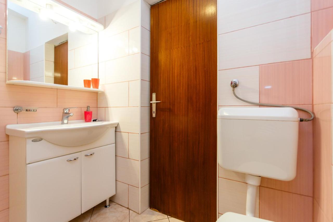 Apartment Dragica Đảo Krk Ngoại thất bức ảnh