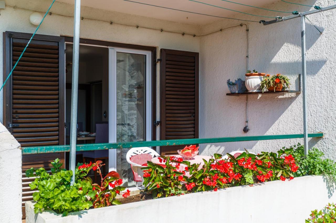 Apartment Dragica Đảo Krk Ngoại thất bức ảnh